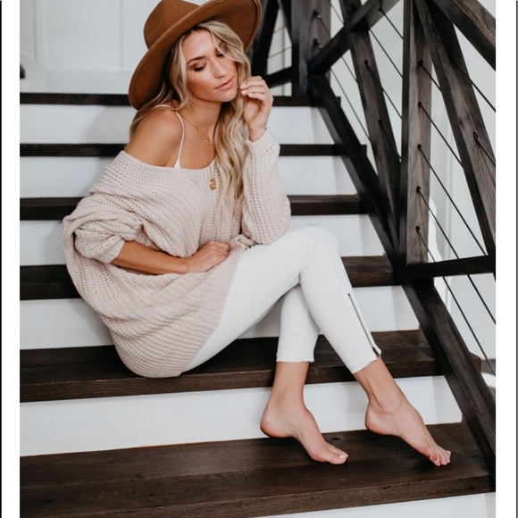 SLYVIA V Neck Oversized Sweater - Picture 5 of 8